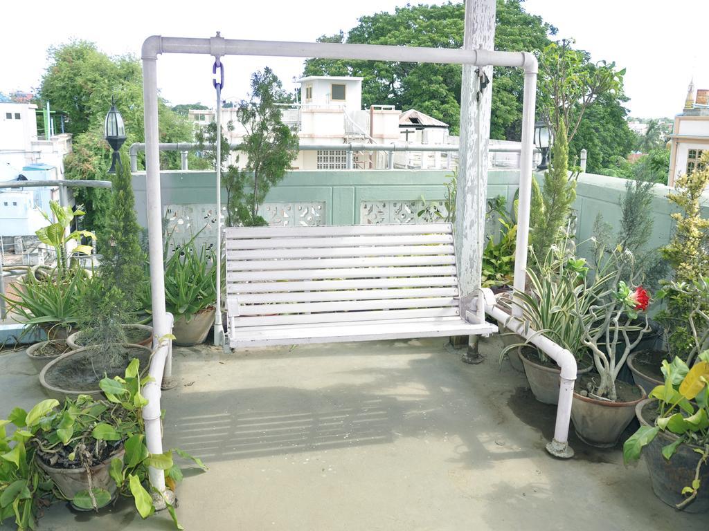 โรงแรม เอดี 1 มัณฑะเลย์ ภายนอก รูปภาพ