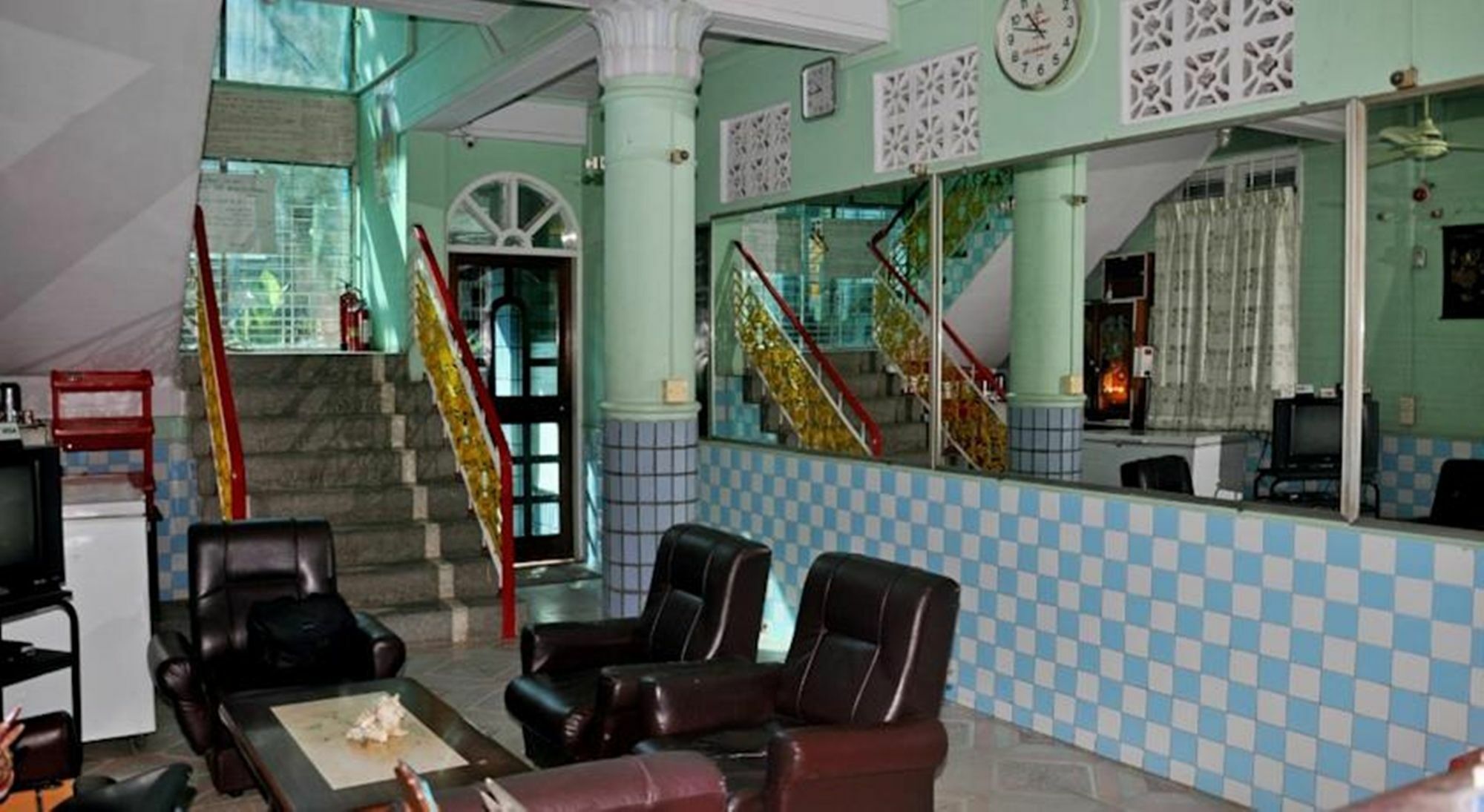 โรงแรม เอดี 1 มัณฑะเลย์ ภายนอก รูปภาพ